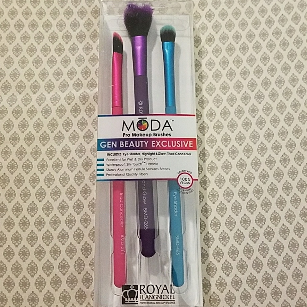Royal Langnickel Moda Pro Makeup Brushes